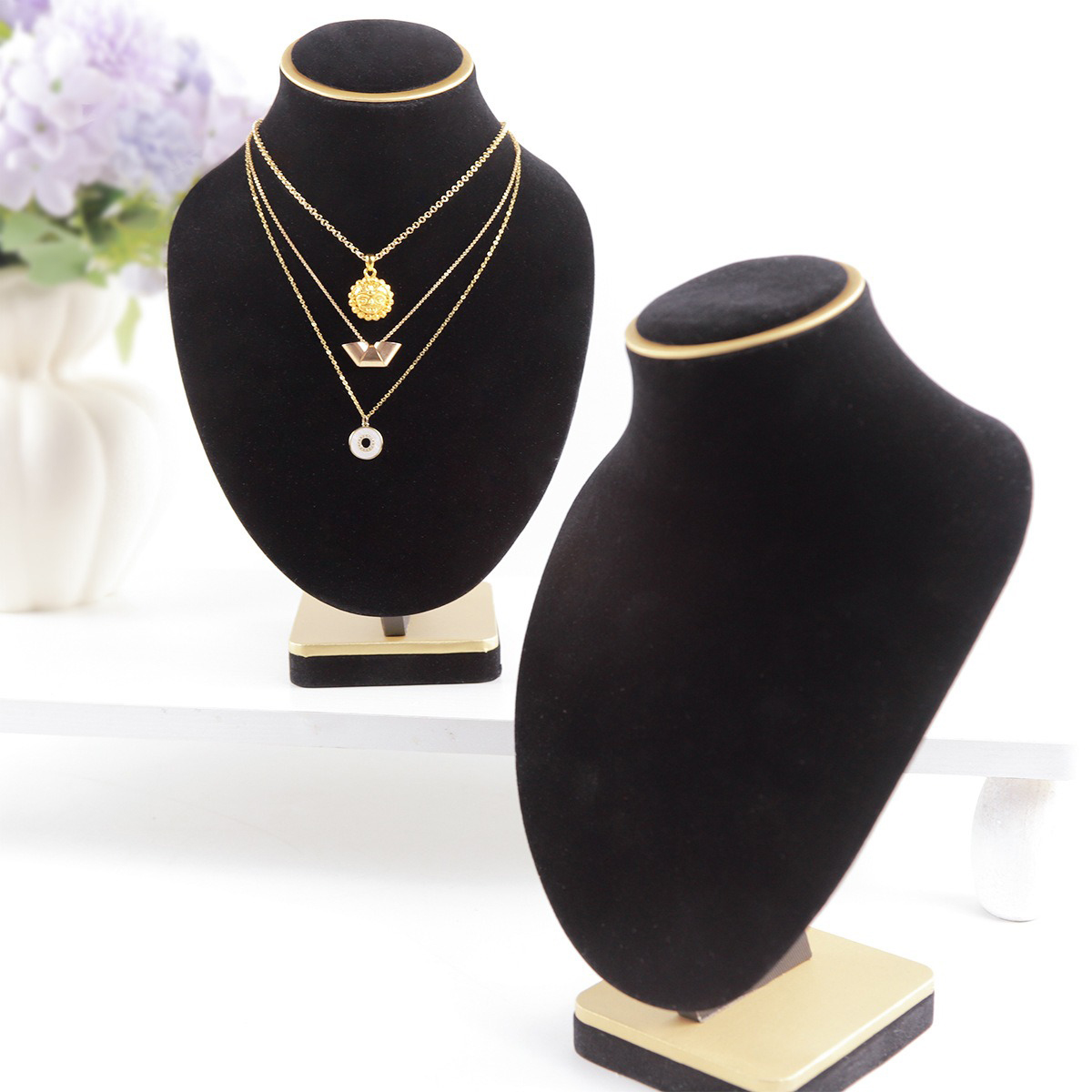 Body Black Velvet Jewelry Bust – Body Jewelry Store Bewertung und Preis