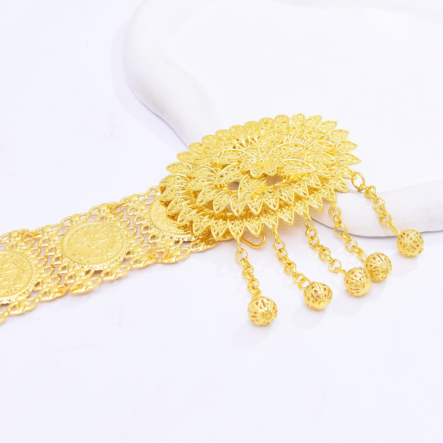 Golden Alloy Carved Hollow Geo – Body Jewelry Dress Bewertung und Preis
