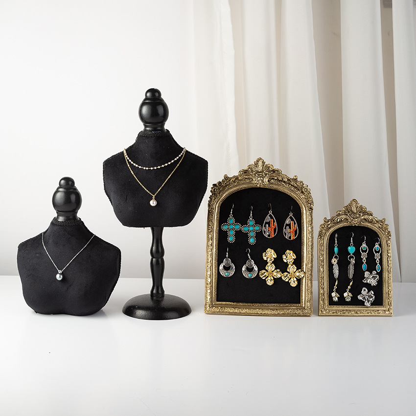 Black Velvet Bust Form Jewelry – Body Jewelry Store Bewertung und Preis